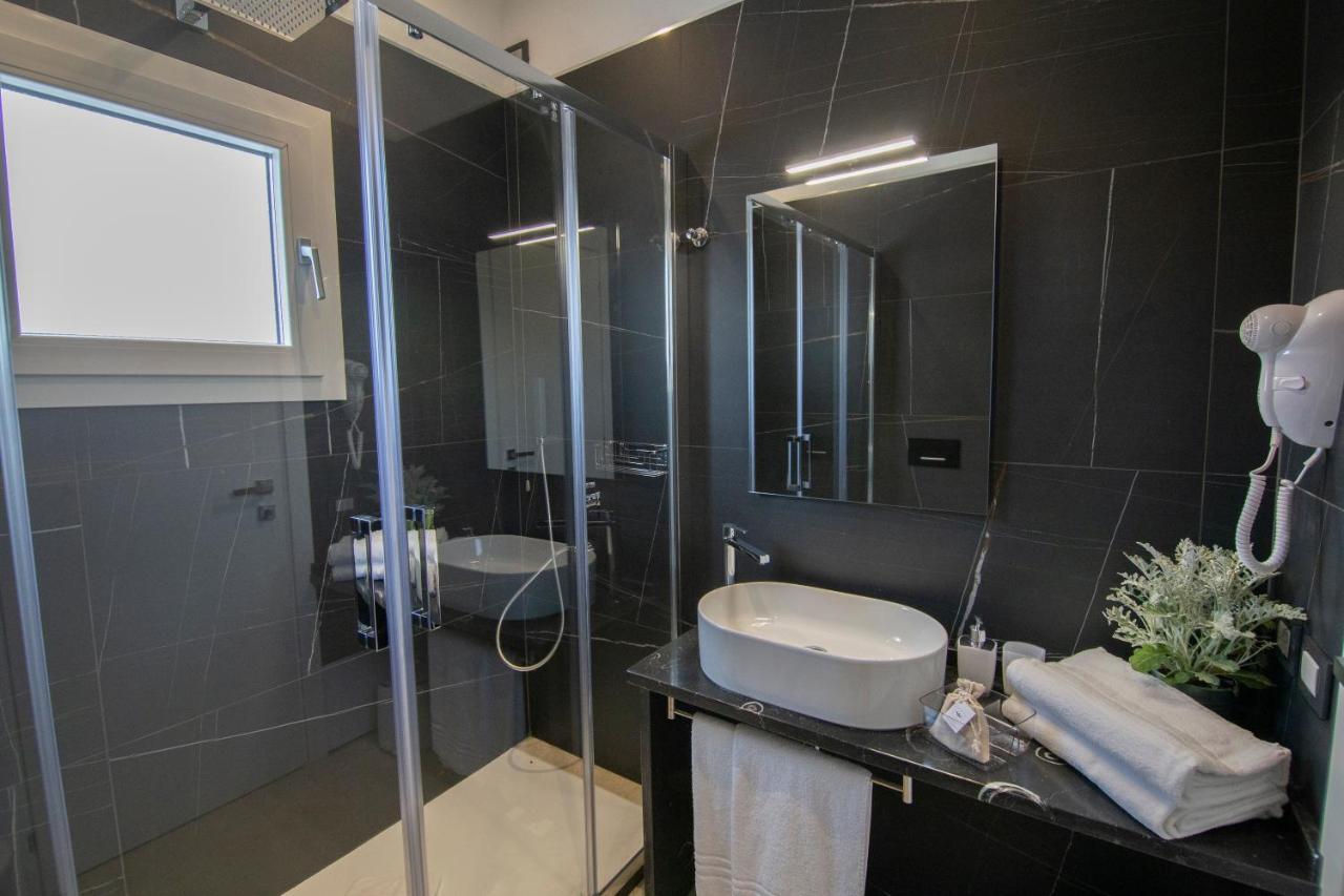 Tabernabe Hotell Tortolì Eksteriør bilde