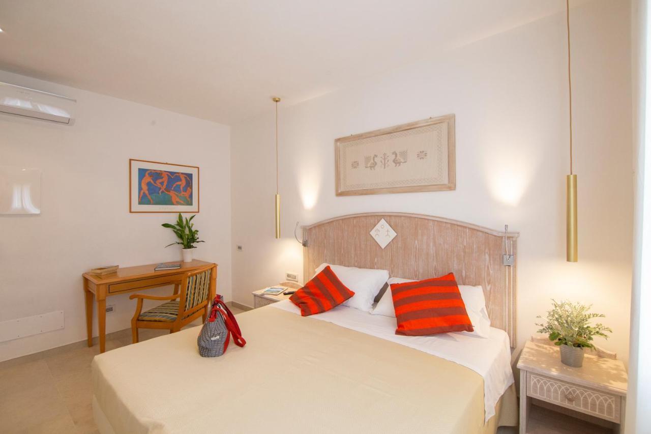 Tabernabe Hotell Tortolì Eksteriør bilde